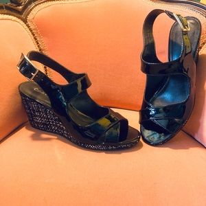 🔲 8.5/38.5 Calvin Klein Wedge Sandals